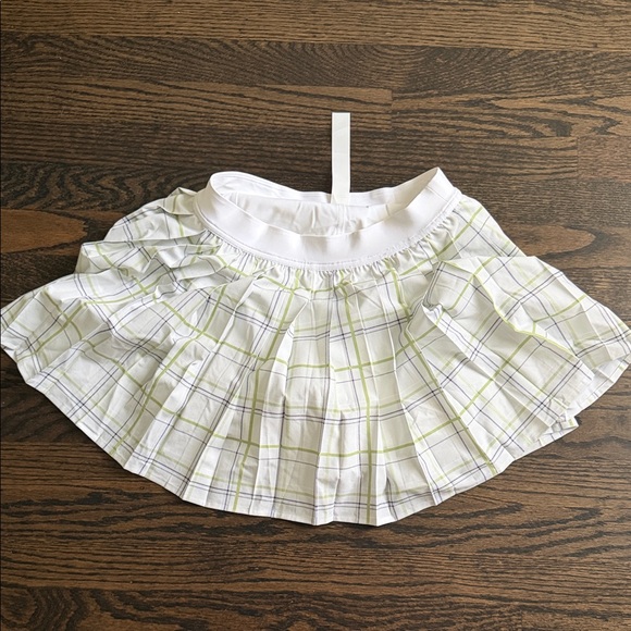lululemon athletica Dresses & Skirts - lululemon athletica White and Green Plaid High Low Skirt